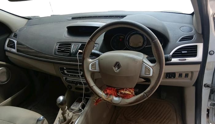 2012 Renault Fluence 1.5 E4, Diesel, Manual, 1,12,399 km, interior