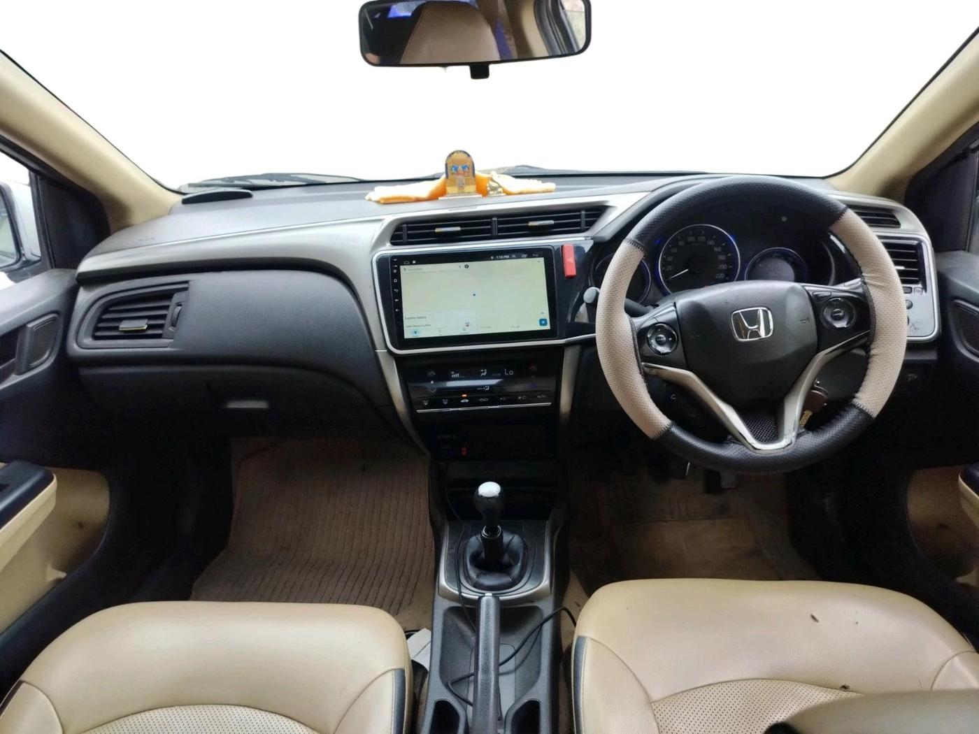 2015 Honda City 1.5L I-DTEC SV, Diesel, Manual, 1,86,273 km, interior