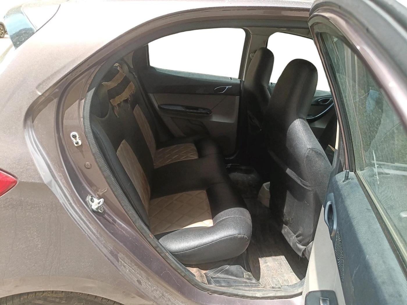 2016 Tata Tiago XT PETROL, CNG, Manual, 1,49,759 km, interior