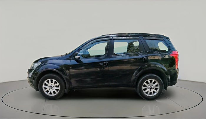 2018 Mahindra XUV500 W9, Diesel, Manual, 80,202 km, exterior