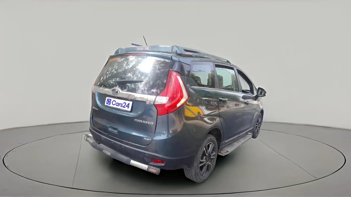 2020 Mahindra MARAZZO M 6 + 8 STR, Diesel, Manual, 34,868 km, exterior