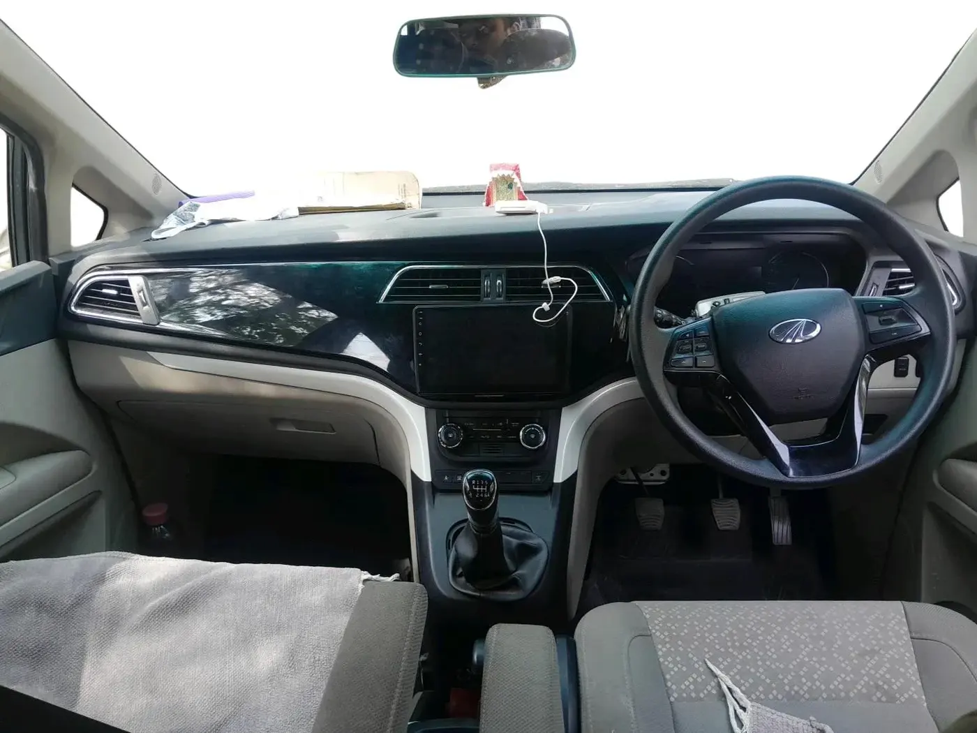 2020 Mahindra MARAZZO M 6 + 8 STR, Diesel, Manual, 34,868 km, interior