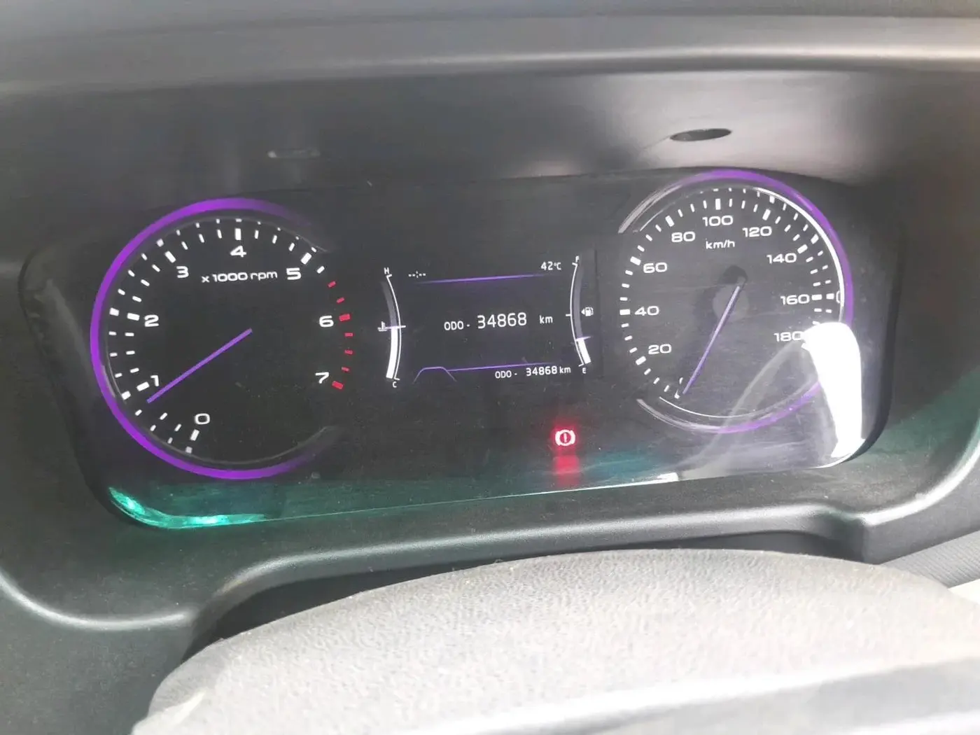 2020 Mahindra MARAZZO M 6 + 8 STR, Diesel, Manual, 34,868 km, interior