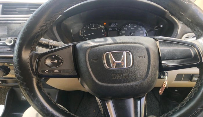 2020 Honda Amaze 1.2L I-VTEC S, CNG, Manual, 1,33,218 km, interior