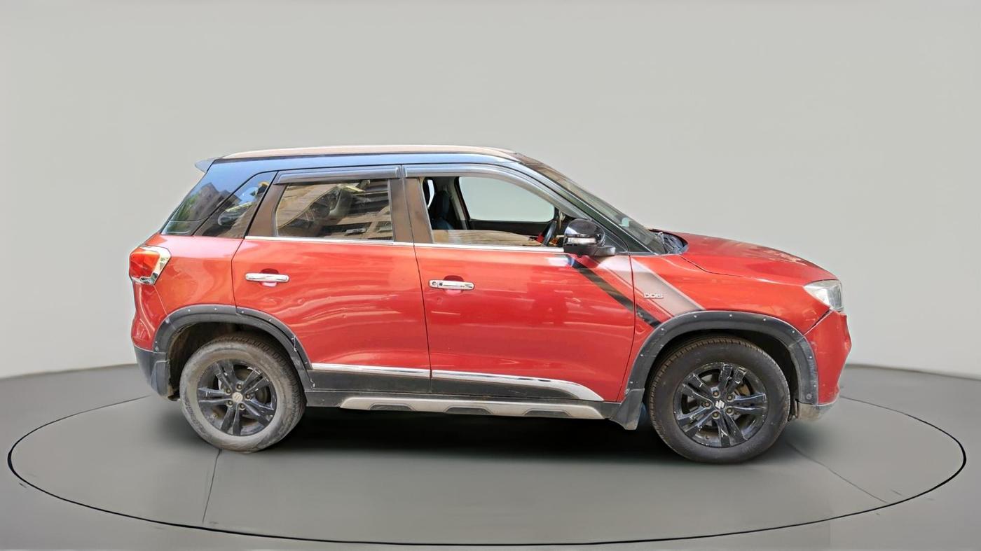 2018 Maruti Vitara Brezza ZDI PLUS AT DUAL TONE, Diesel, Automatic, 1,20,811 km, exterior