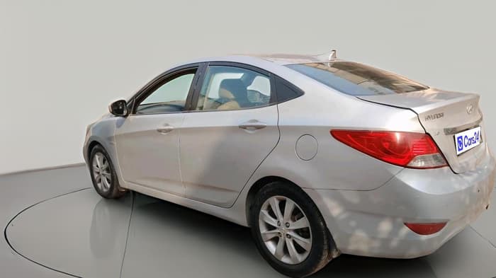 2011 Hyundai Verna FLUIDIC 1.6 CRDI SX, Diesel, Manual, 94,164 km, exterior