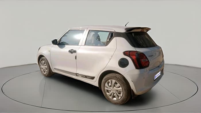 2020 Maruti Swift LXI, CNG, Manual, 1,81,618 km, exterior