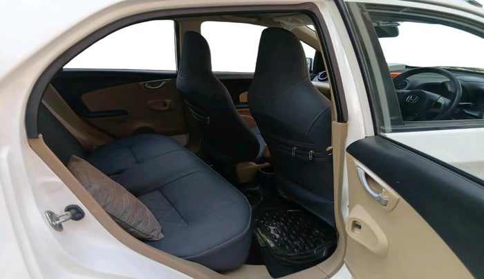 2015 Honda Brio VX AT, Petrol, Automatic, 1,19,999 km, interior