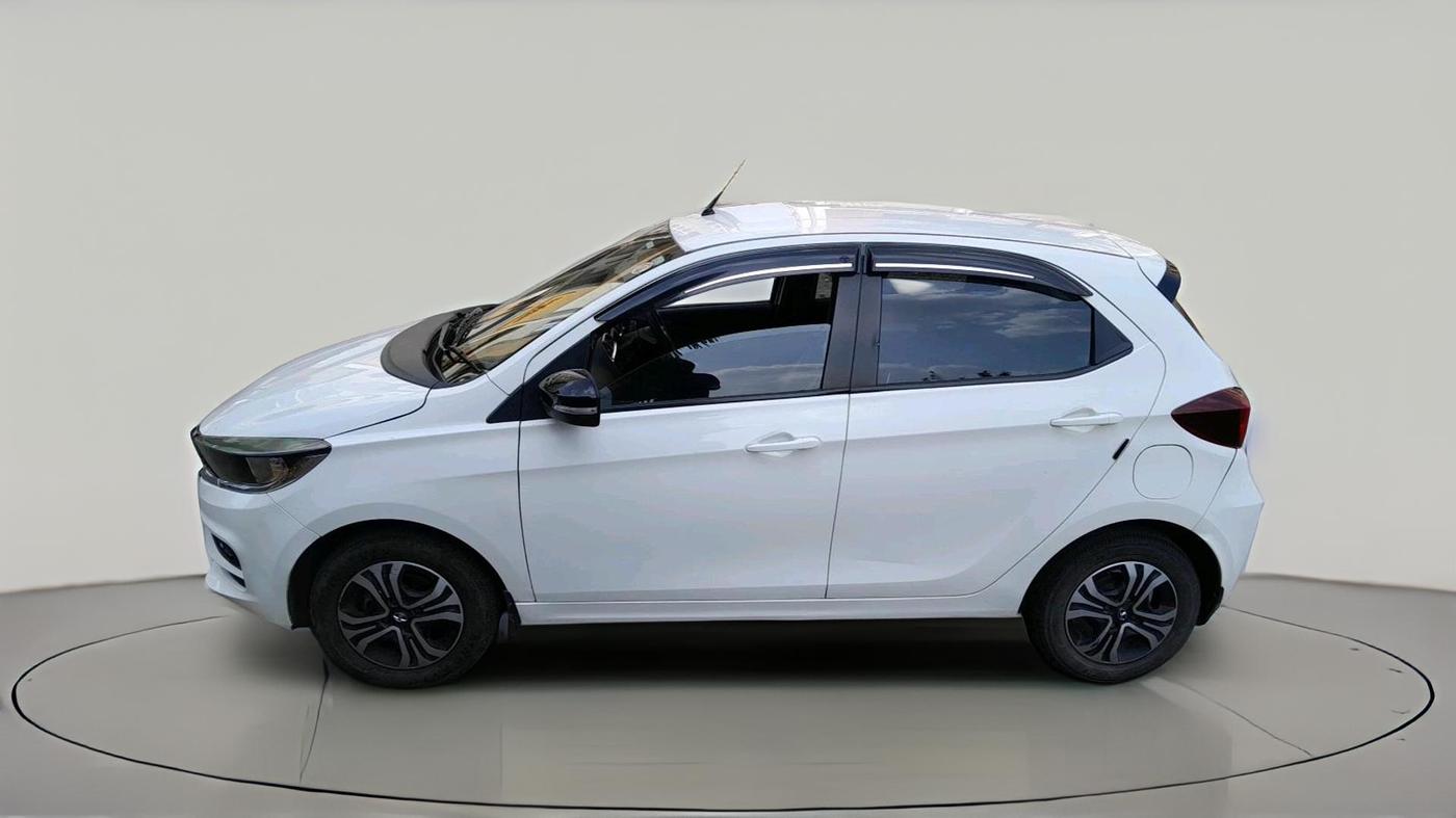 2023 Tata Tiago XT PETROL, Petrol, Manual, 34,337 km, exterior