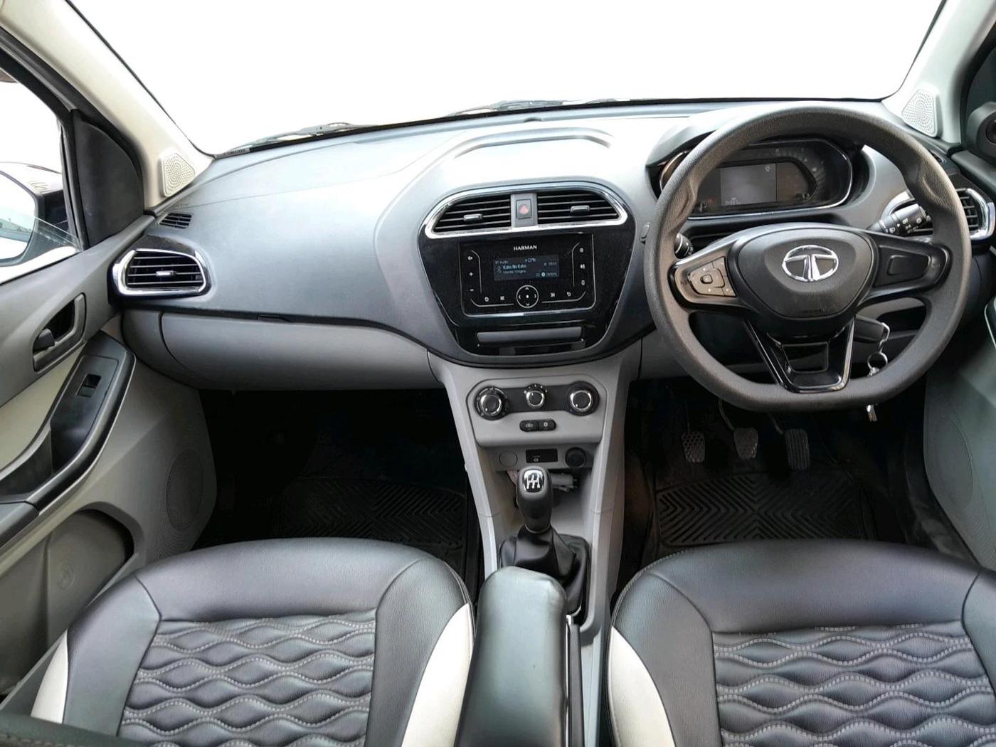 2023 Tata Tiago XT PETROL, Petrol, Manual, 34,337 km, interior