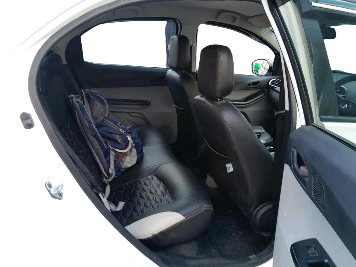 2023 Tata Tiago XT PETROL, Petrol, Manual, 34,337 km, interior