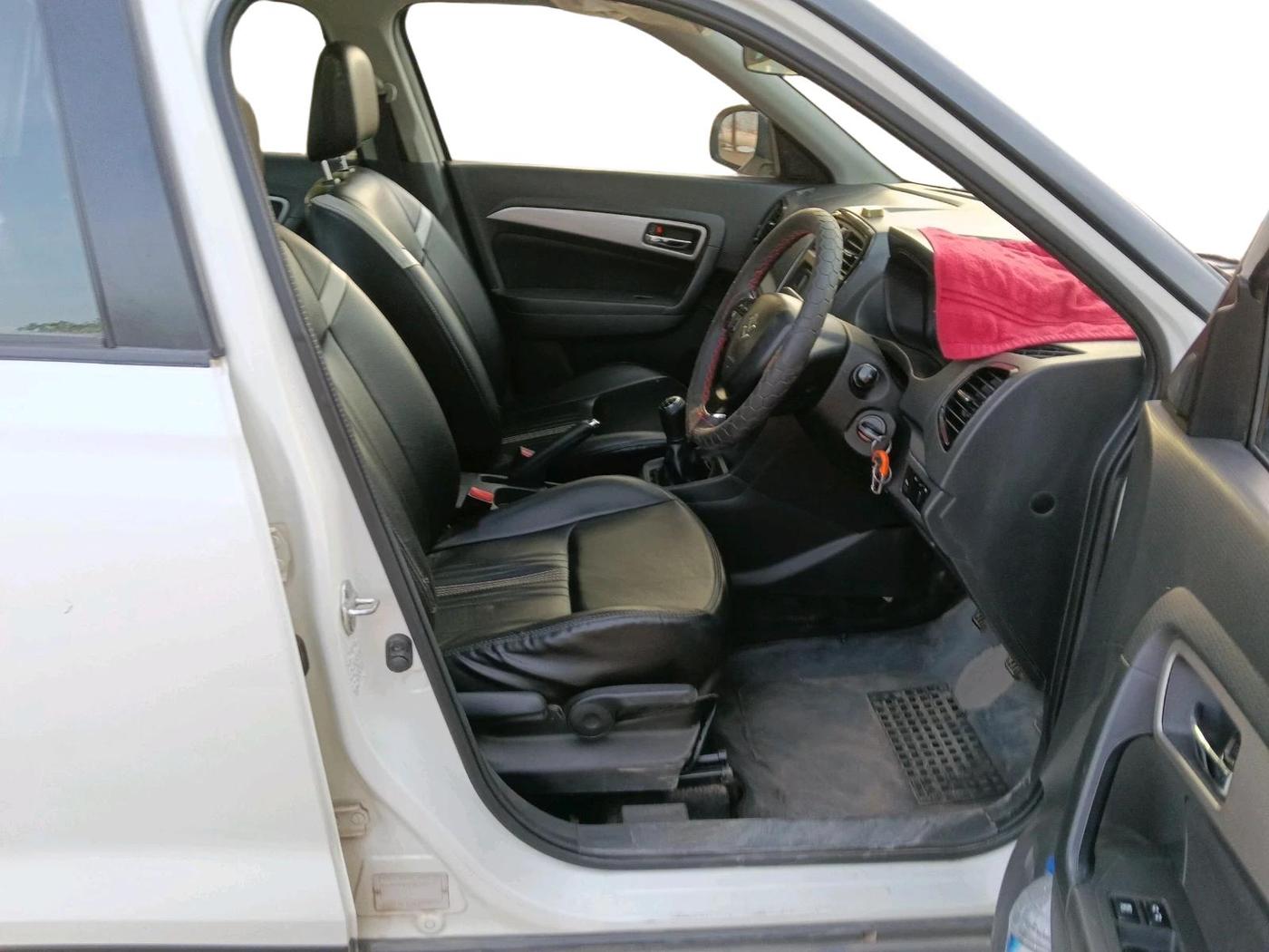 2017 Maruti Vitara Brezza ZDI, Diesel, Manual, 90,138 km, interior
