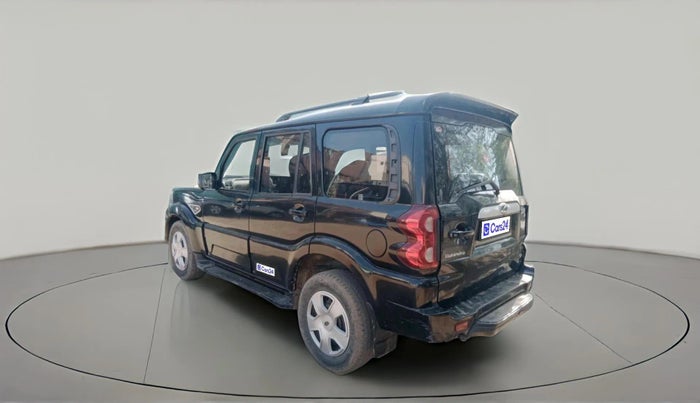 2018 Mahindra Scorpio S7, Diesel, Manual, 93,156 km, exterior