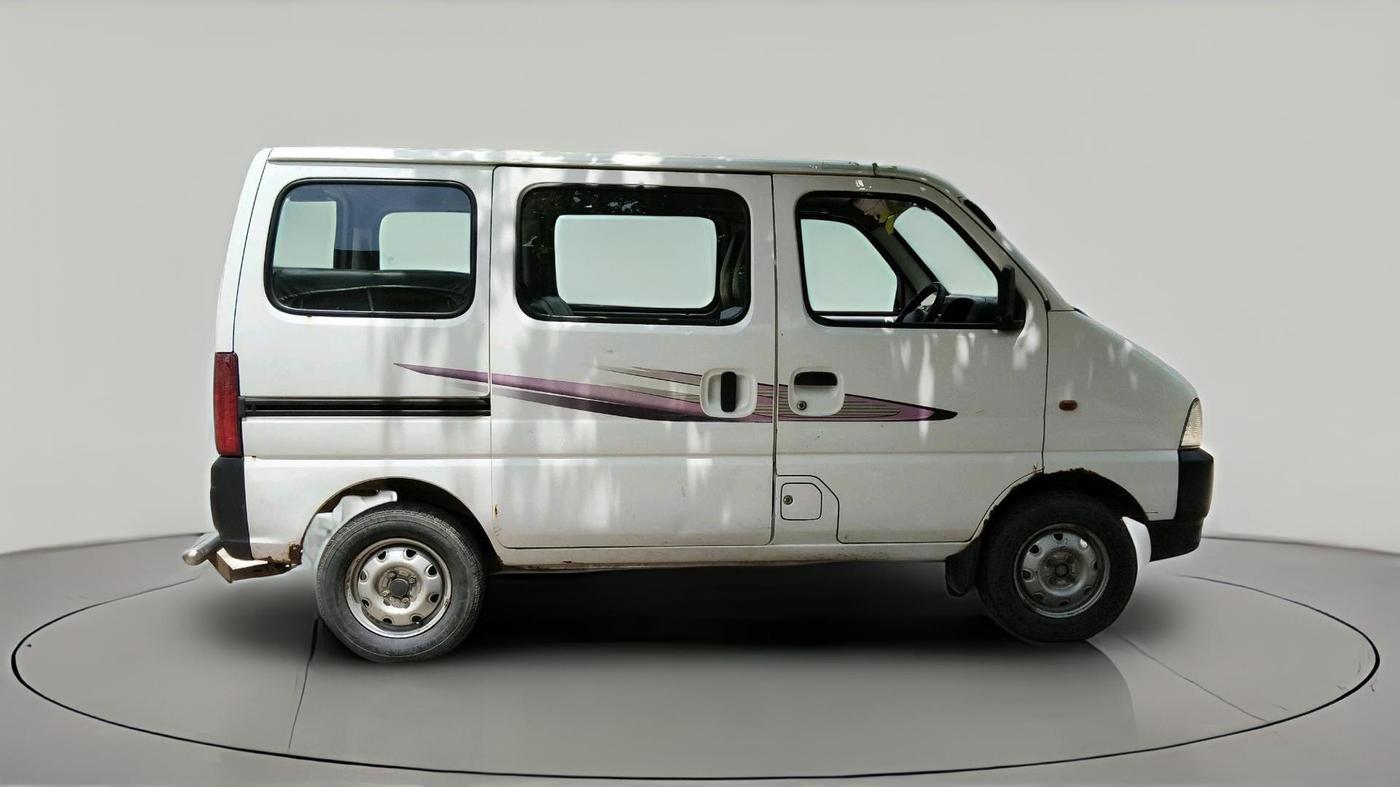 2017 Maruti Eeco 7 STR, CNG, Manual, 97,508 km, exterior