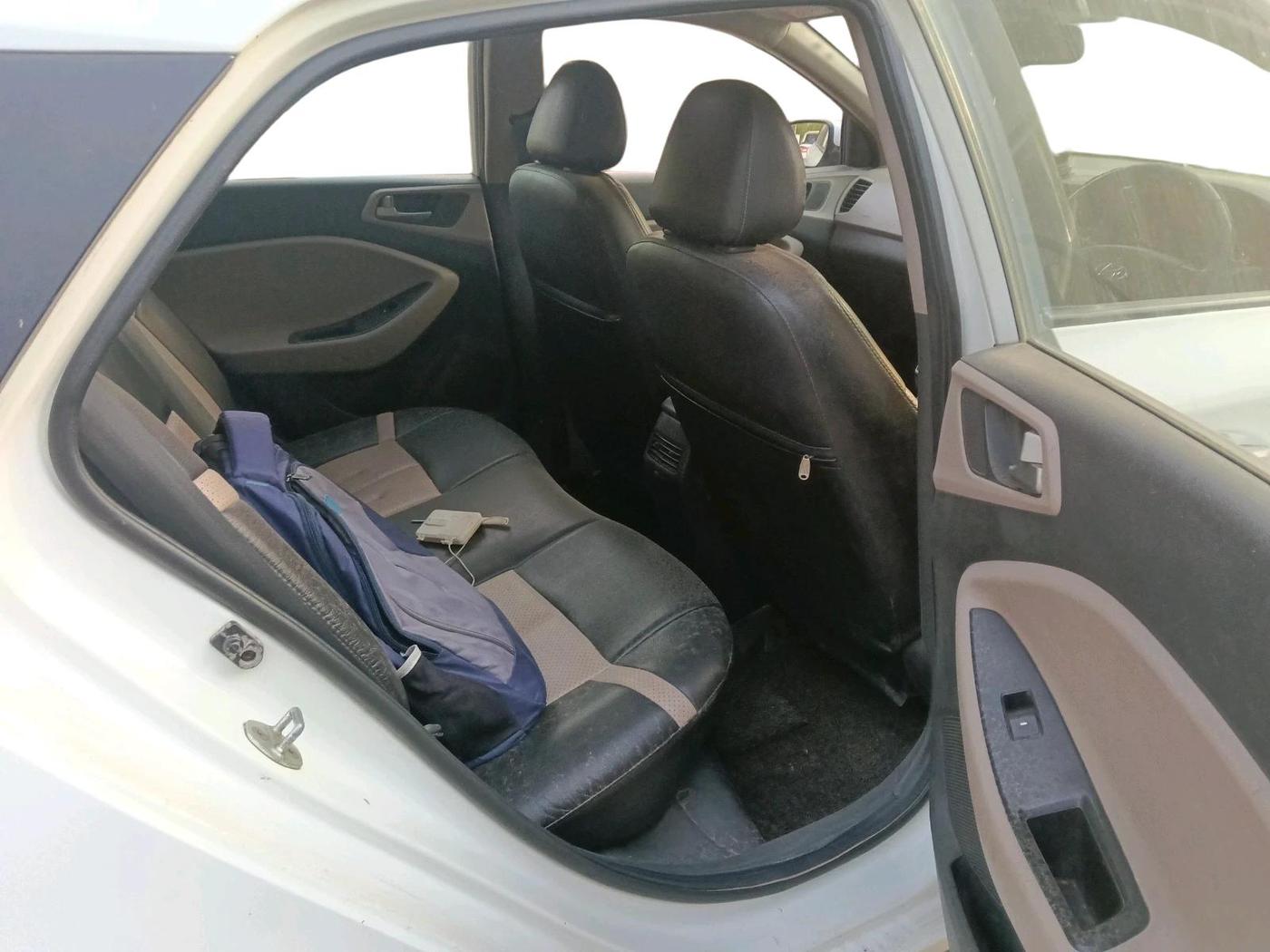 2014 Hyundai Elite i20 ASTA 1.4 CRDI, Diesel, Manual, 1,16,803 km, interior