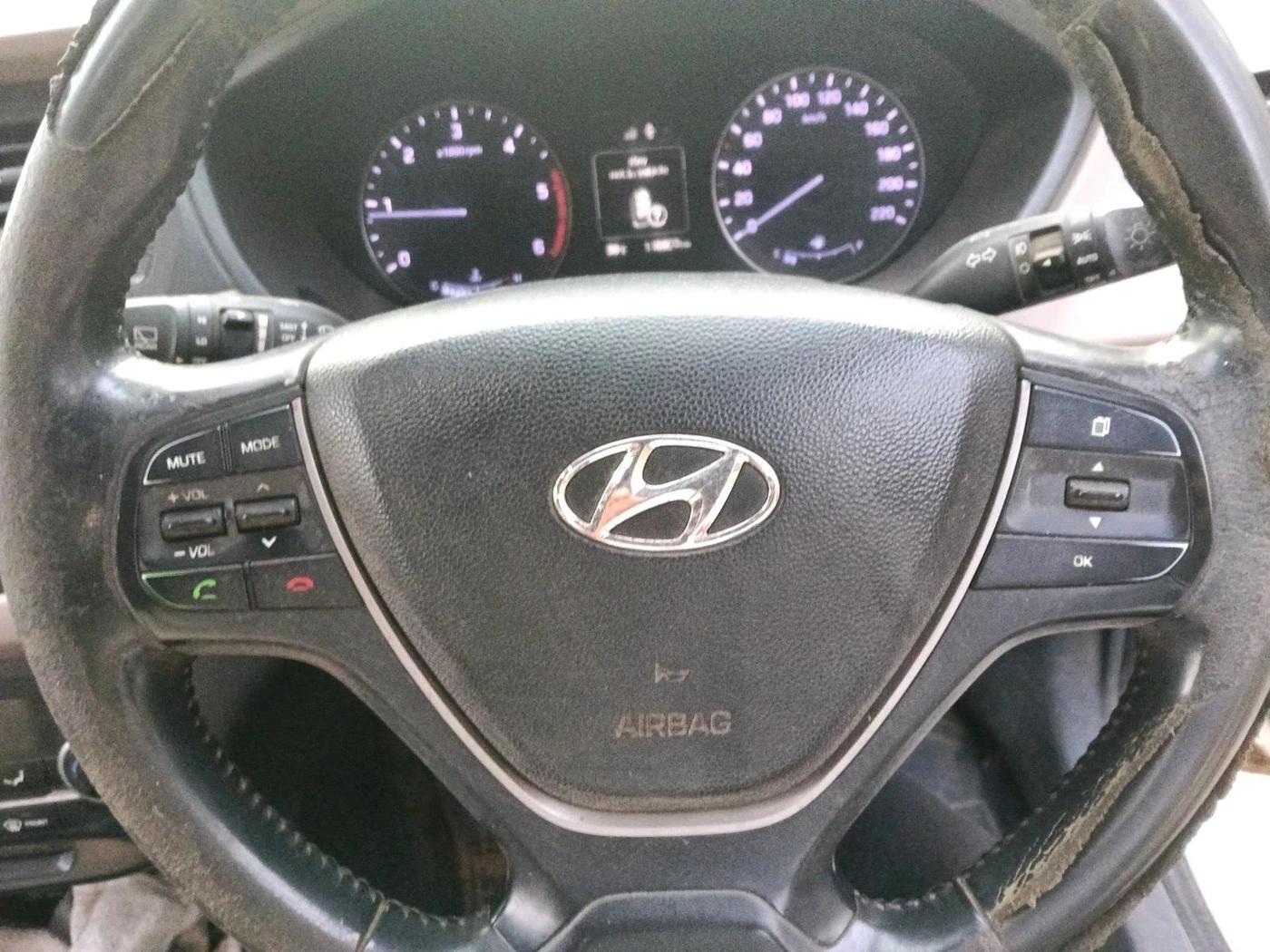 2014 Hyundai Elite i20 ASTA 1.4 CRDI, Diesel, Manual, 1,16,803 km, interior