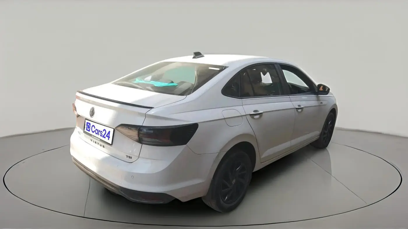 2025 Volkswagen VIRTUS GT Line 1.0L TSI AT, Petrol, Automatic, 12,965 km, exterior