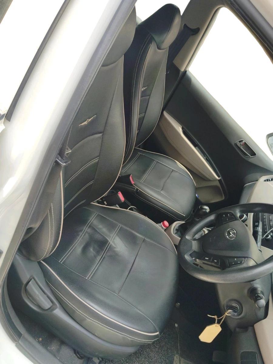 2019 Hyundai Grand i10 MAGNA 1.2 KAPPA VTVT, Petrol, Manual, 68,680 km, interior