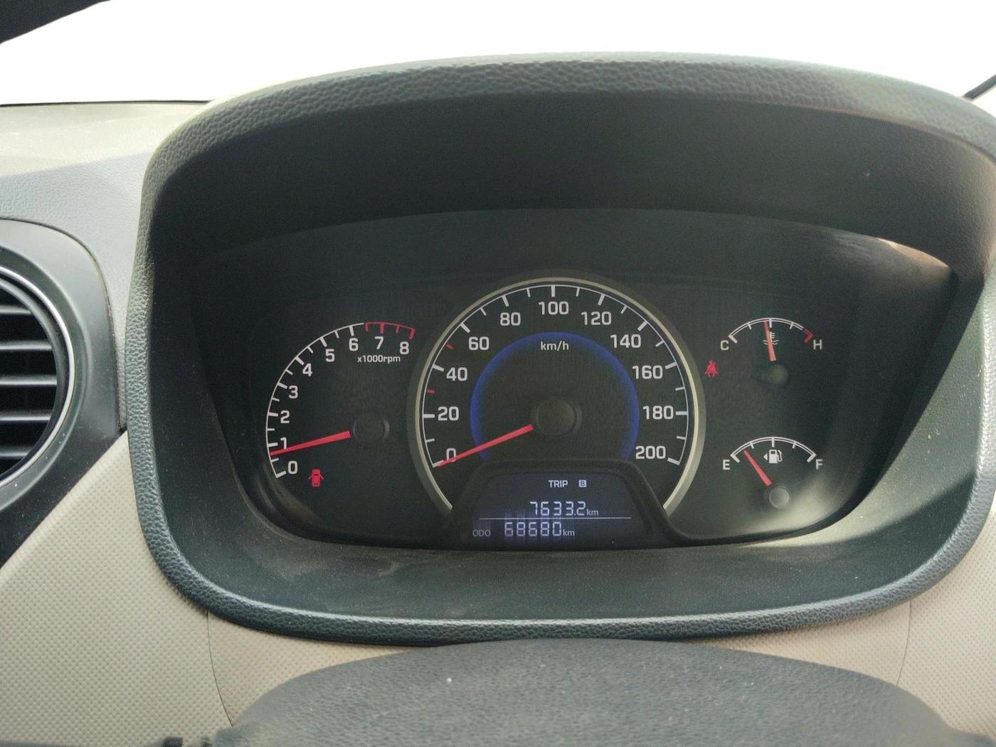 2019 Hyundai Grand i10 MAGNA 1.2 KAPPA VTVT, Petrol, Manual, 68,680 km, interior