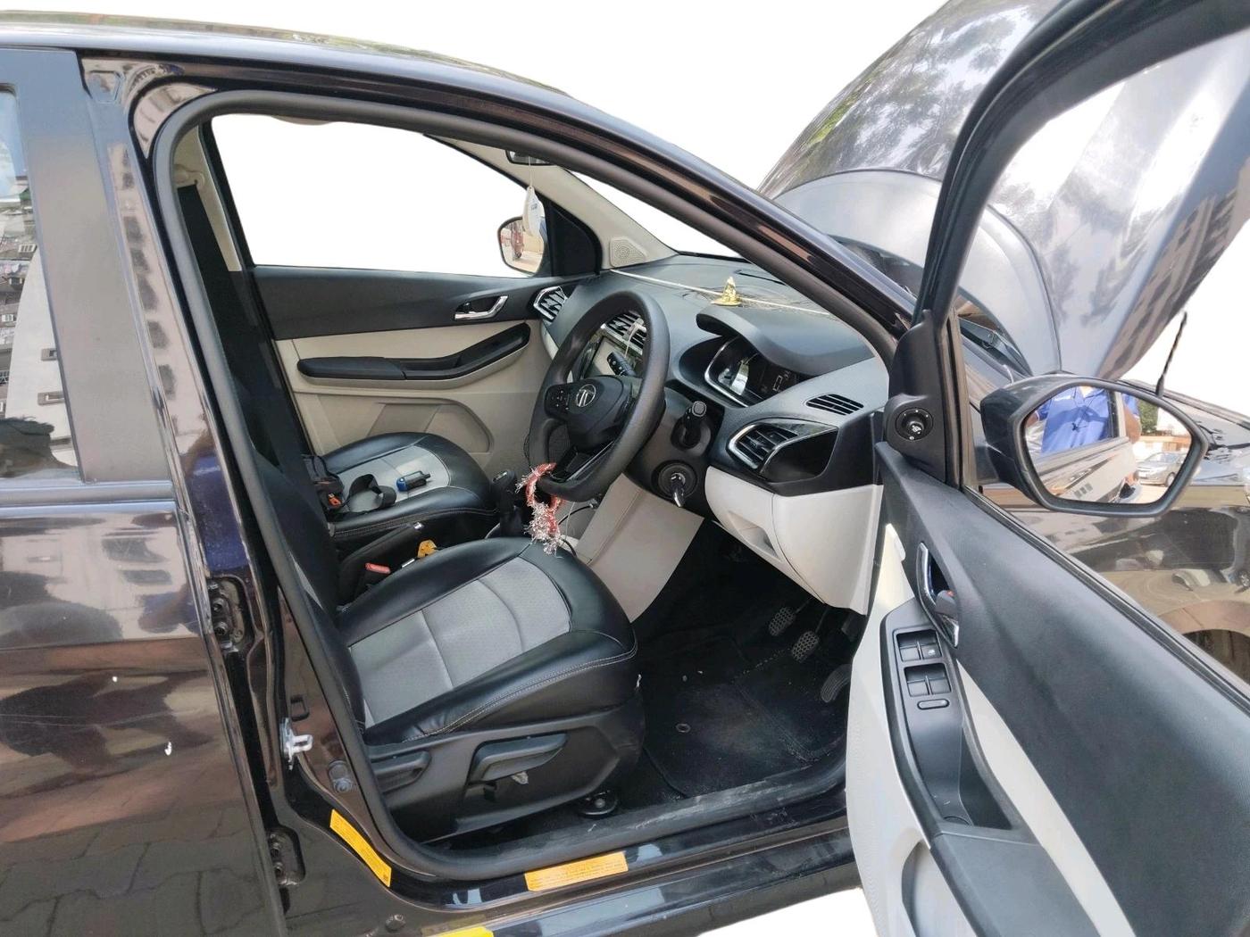 2023 Tata Tiago XZ PLUS CNG, CNG, Manual, 18,399 km, interior