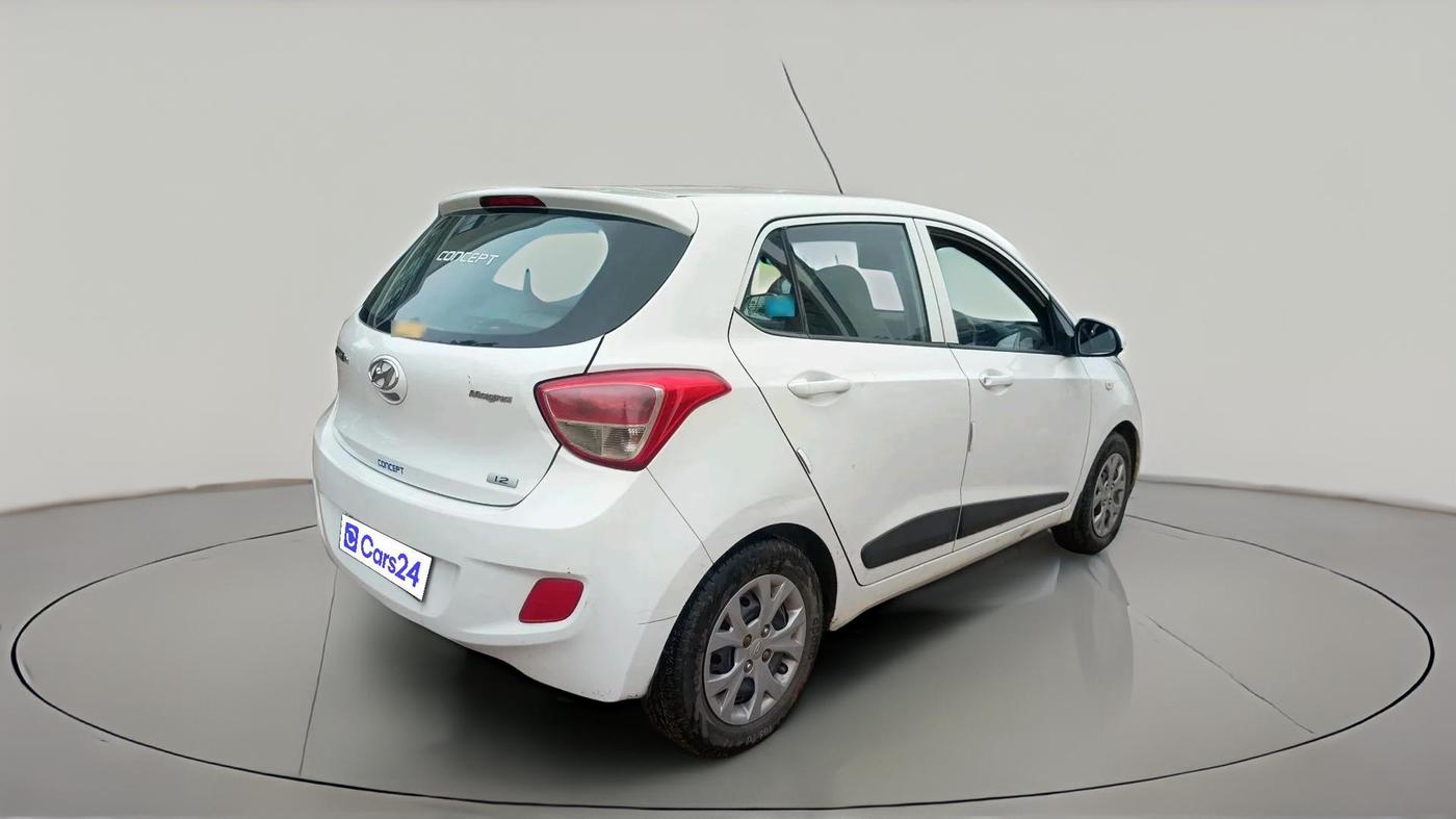 2016 Hyundai Grand i10 MAGNA 1.2 KAPPA VTVT, CNG, Manual, 1,16,505 km, exterior