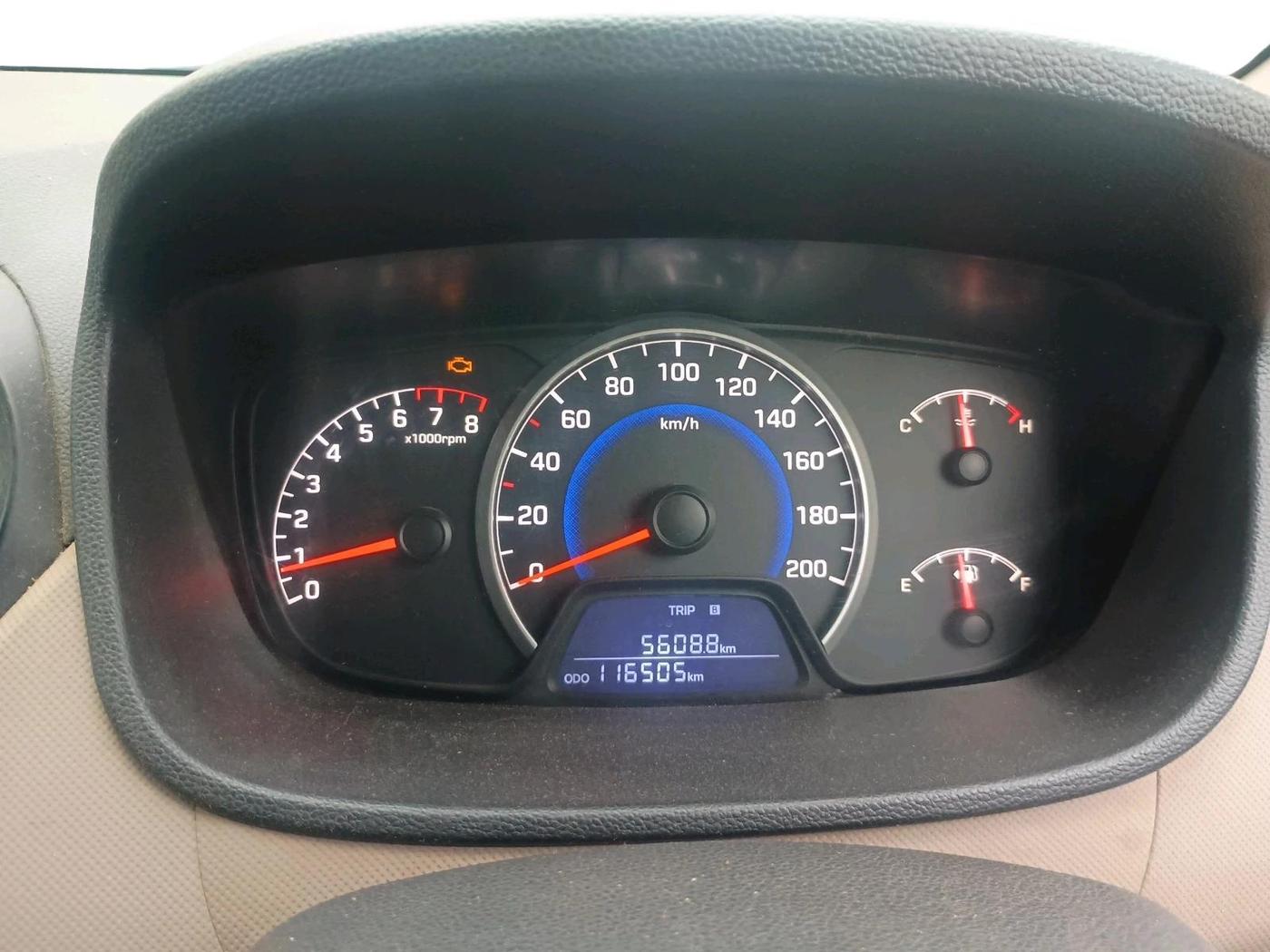 2016 Hyundai Grand i10 MAGNA 1.2 KAPPA VTVT, CNG, Manual, 1,16,505 km, interior