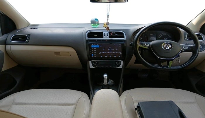 2015 Volkswagen Vento COMFORTLINE TSI AT PETROL, Petrol, Automatic, 81,847 km, interior