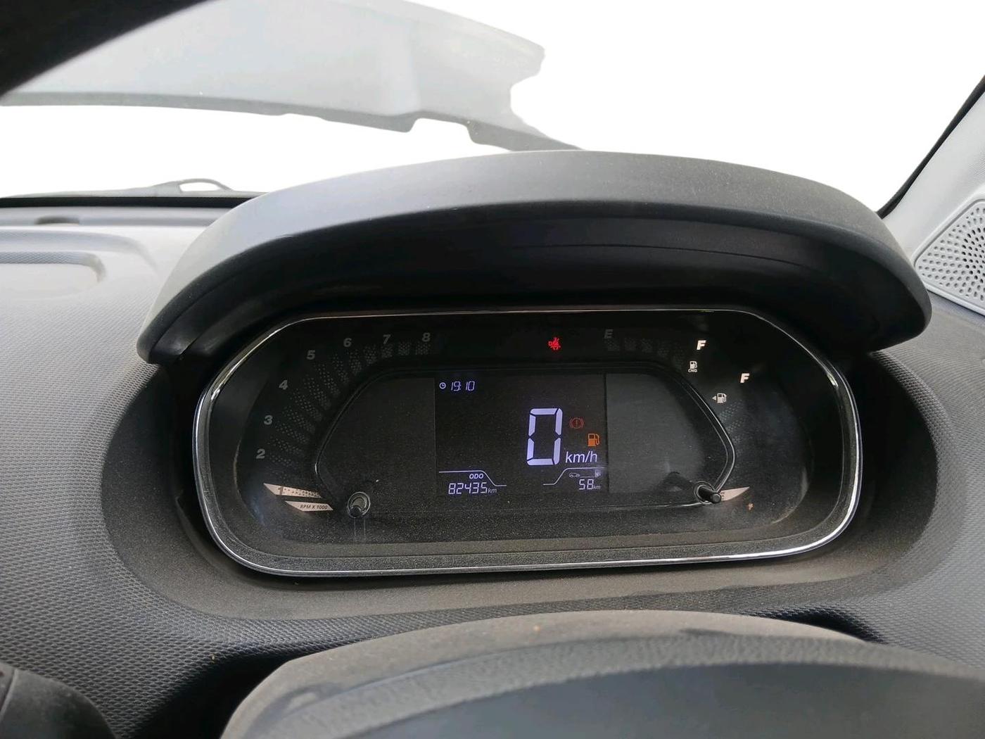2023 Tata Tiago XT CNG, CNG, Manual, 82,435 km, interior
