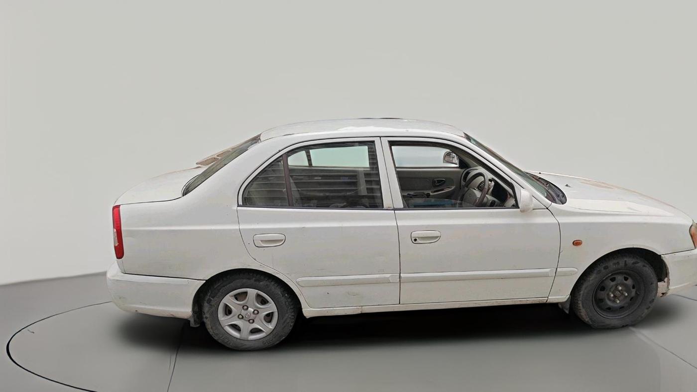 2011 Hyundai Accent GLS 1.5, CNG, Manual, 2,84,206 km, exterior