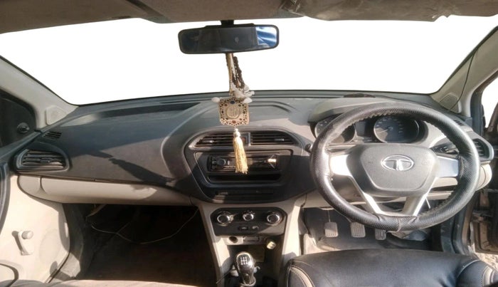 2016 Tata Tiago XE PETROL, Petrol, Manual, 94,215 km, interior