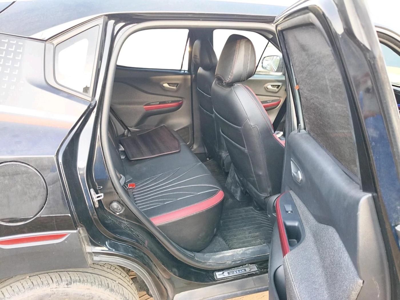 2022 Nissan MAGNITE XV RED EDITION, Petrol, Manual, 17,168 km, interior