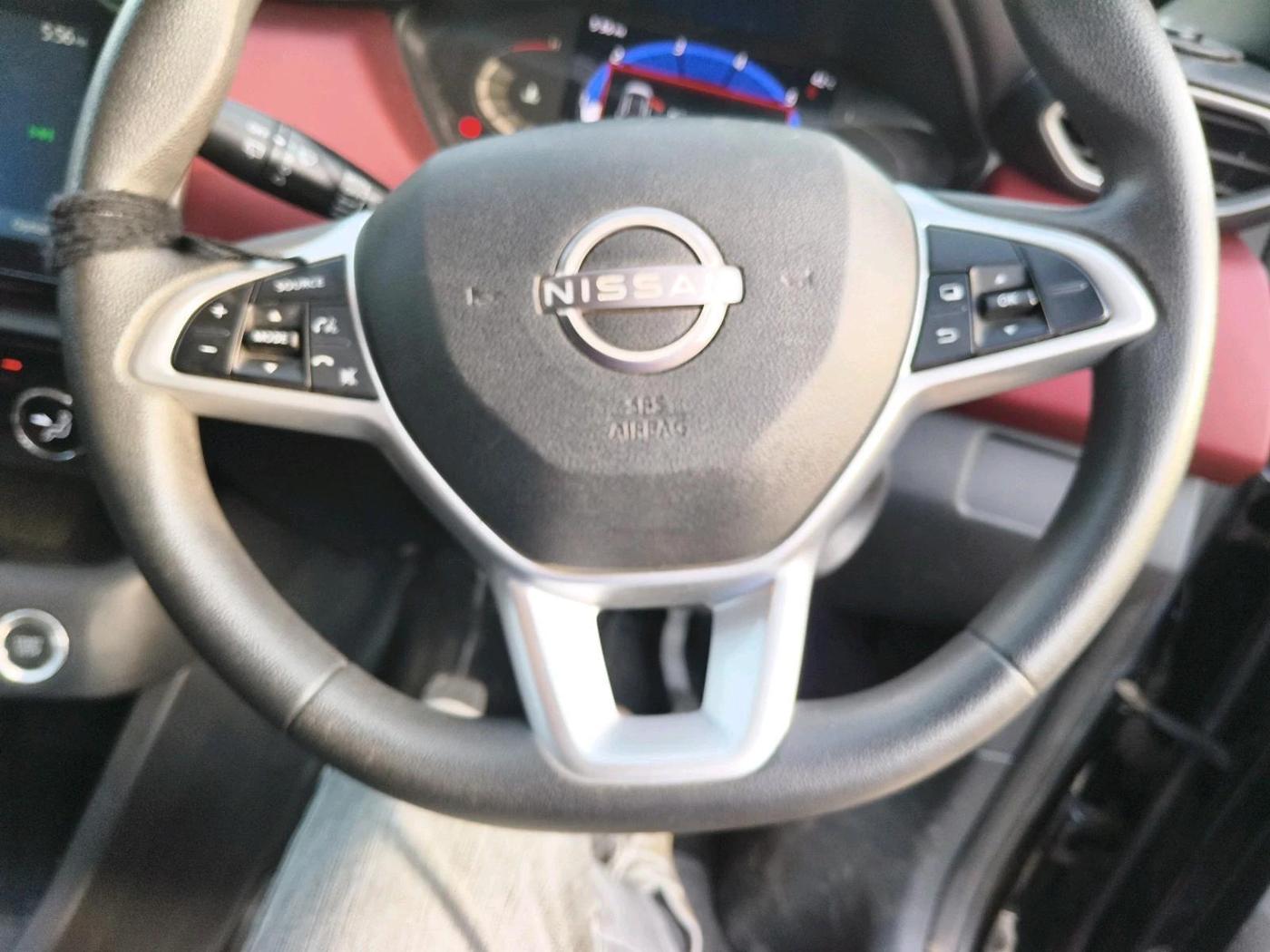2022 Nissan MAGNITE XV RED EDITION, Petrol, Manual, 17,168 km, interior