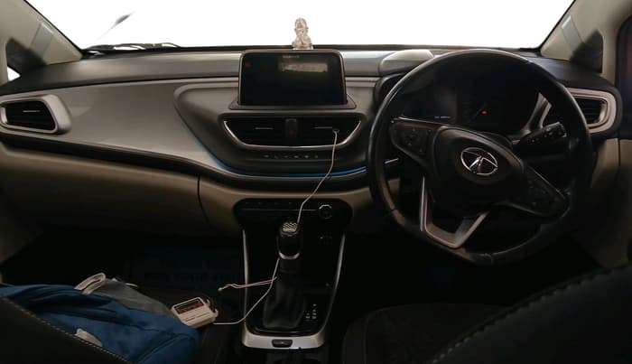 2022 Tata ALTROZ XZA, Petrol, Automatic, 63,475 km, interior