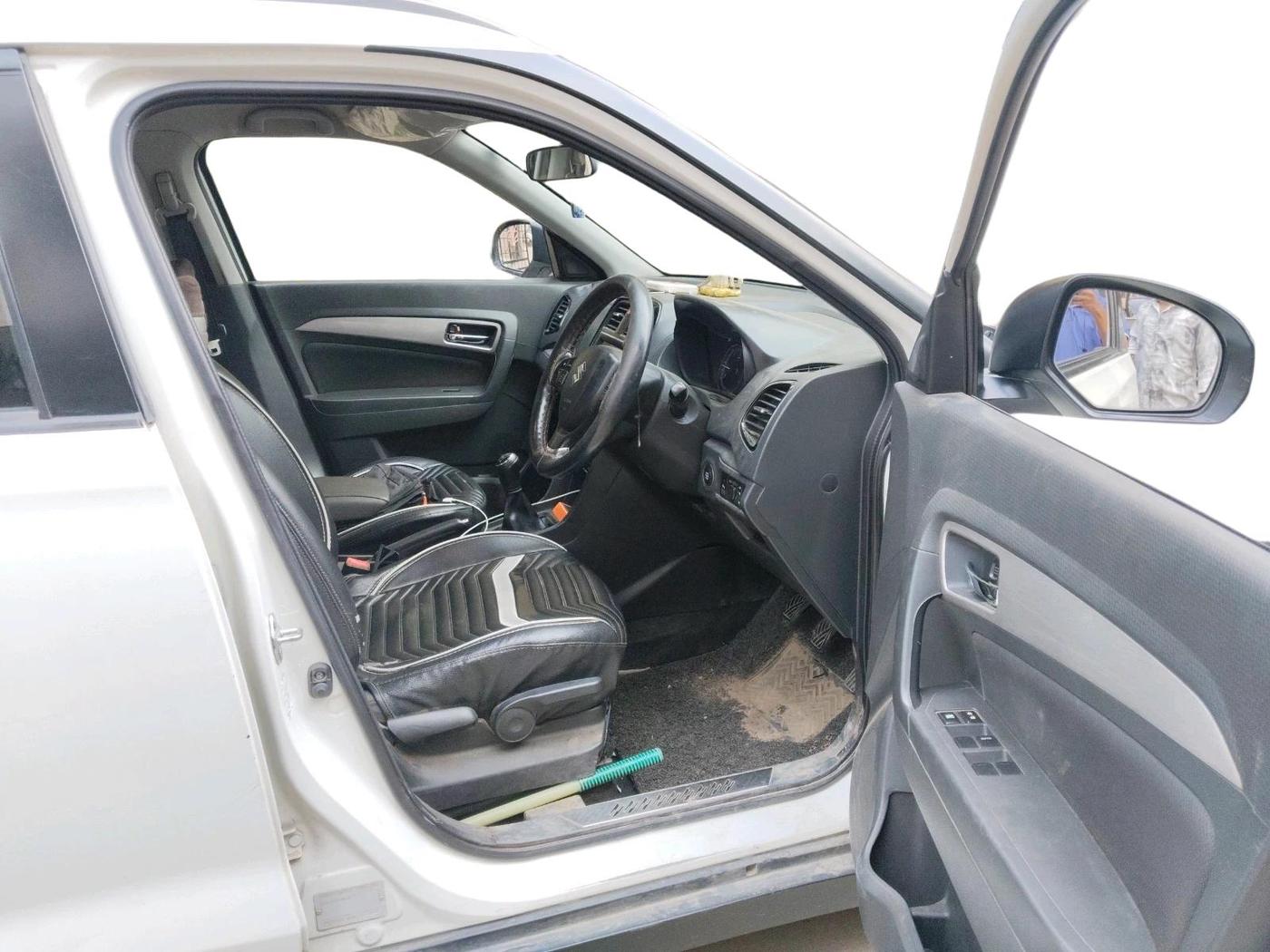 2016 Maruti Vitara Brezza ZDI PLUS, Diesel, Manual, 1,32,539 km, interior