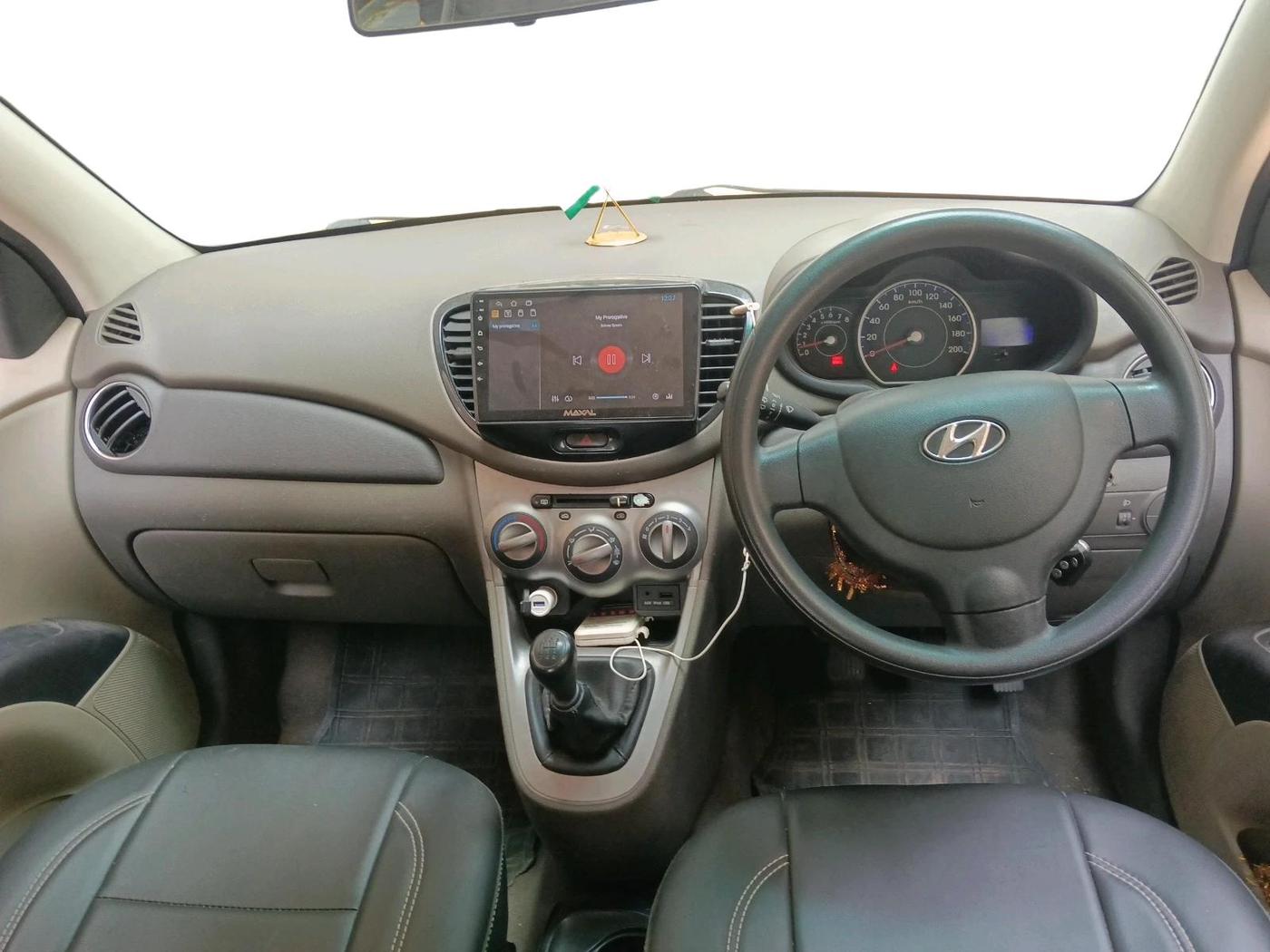 2012 Hyundai i10 SPORTZ 1.2, Petrol, Manual, 82,278 km, interior
