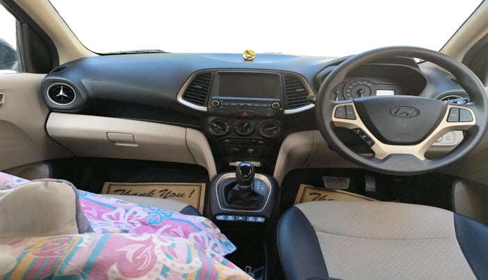 2019 Hyundai NEW SANTRO MAGNA AMT, Petrol, Automatic, 30,749 km, interior