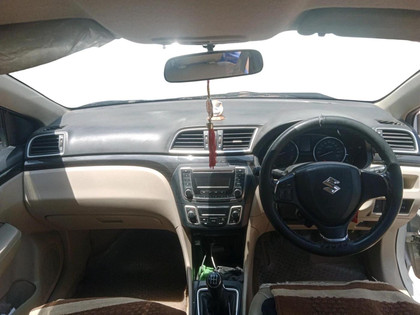 2017 Maruti Ciaz DELTA DIESEL 1.3, Diesel, Manual, 90,501 km, interior