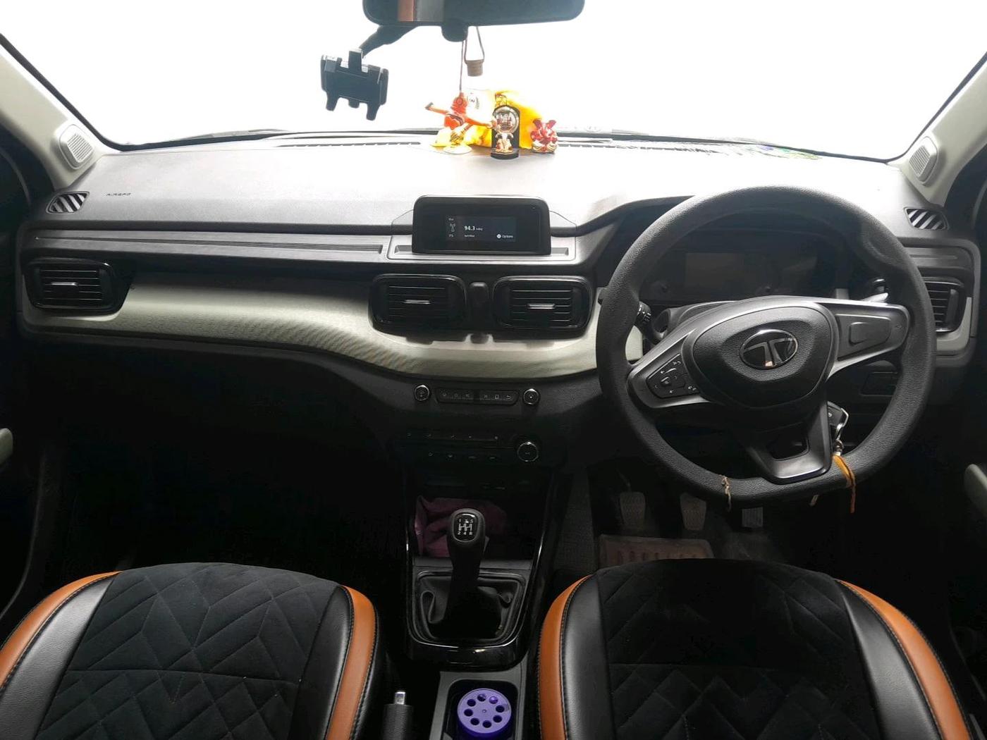2024 Tata PUNCH Adventure (S), Petrol, Manual, 4,101 km, interior