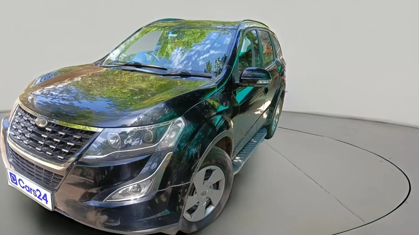 2020 Mahindra XUV500 W7 AT, Diesel, Automatic, 41,306 km, exterior