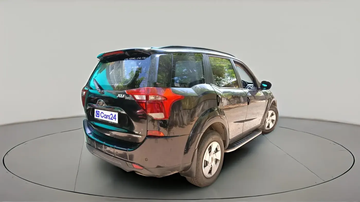 2020 Mahindra XUV500 W7 AT, Diesel, Automatic, 41,306 km, exterior