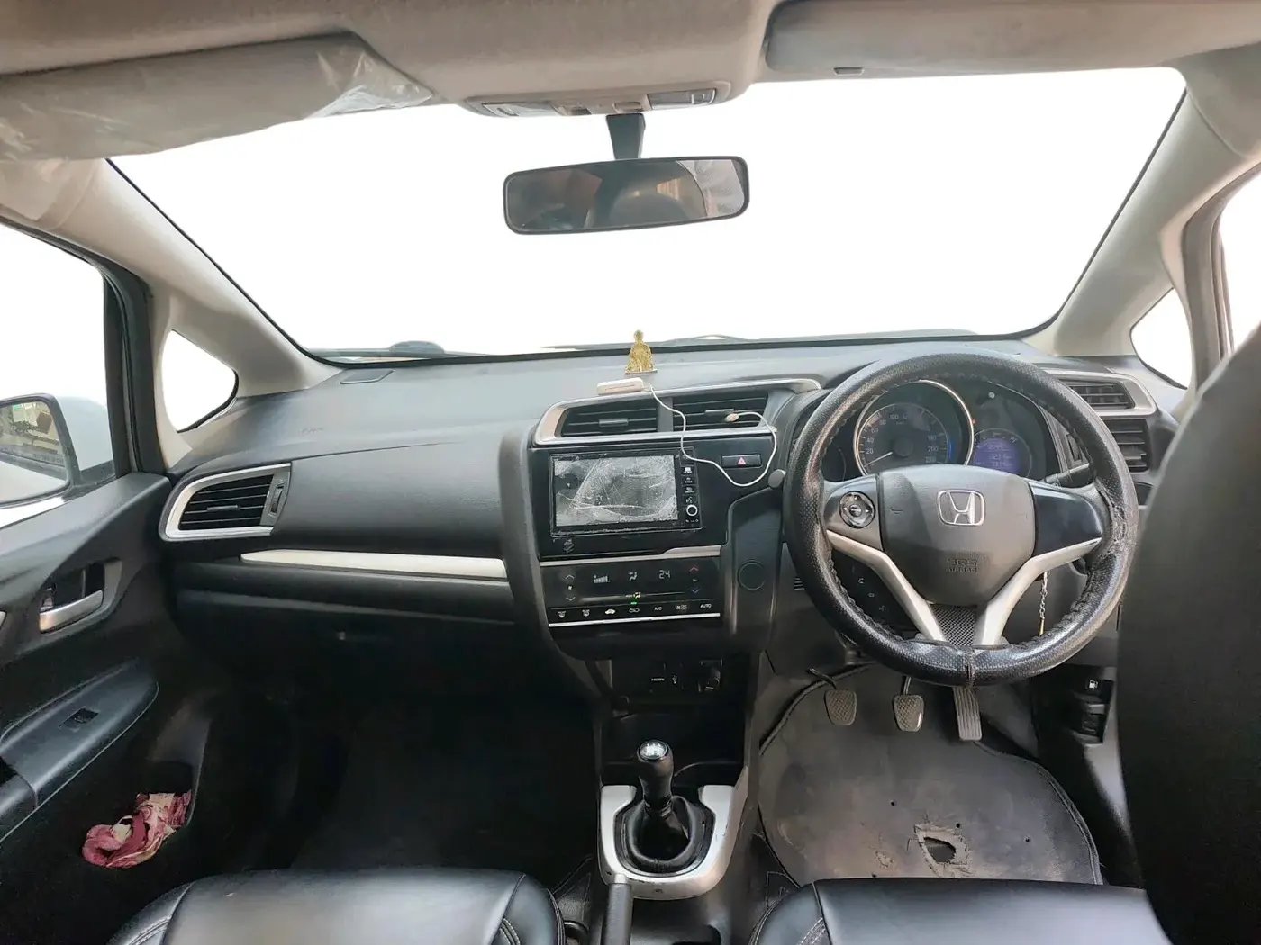 2018 Honda WR-V 1.2L I-VTEC VX MT, Petrol, Manual, 1,72,316 km, interior