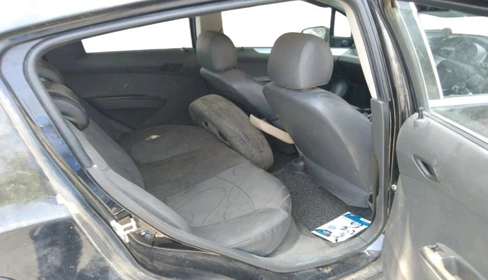 2013 Chevrolet Beat LT PETROL, CNG, Manual, 84,381 km, interior