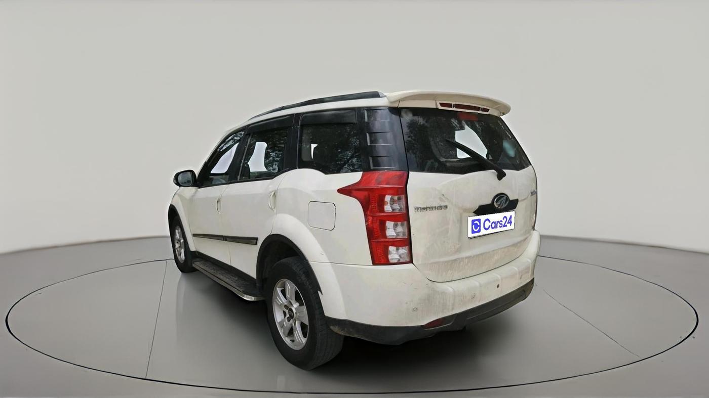 2014 Mahindra XUV500 W8, Diesel, Manual, 74,807 km, exterior