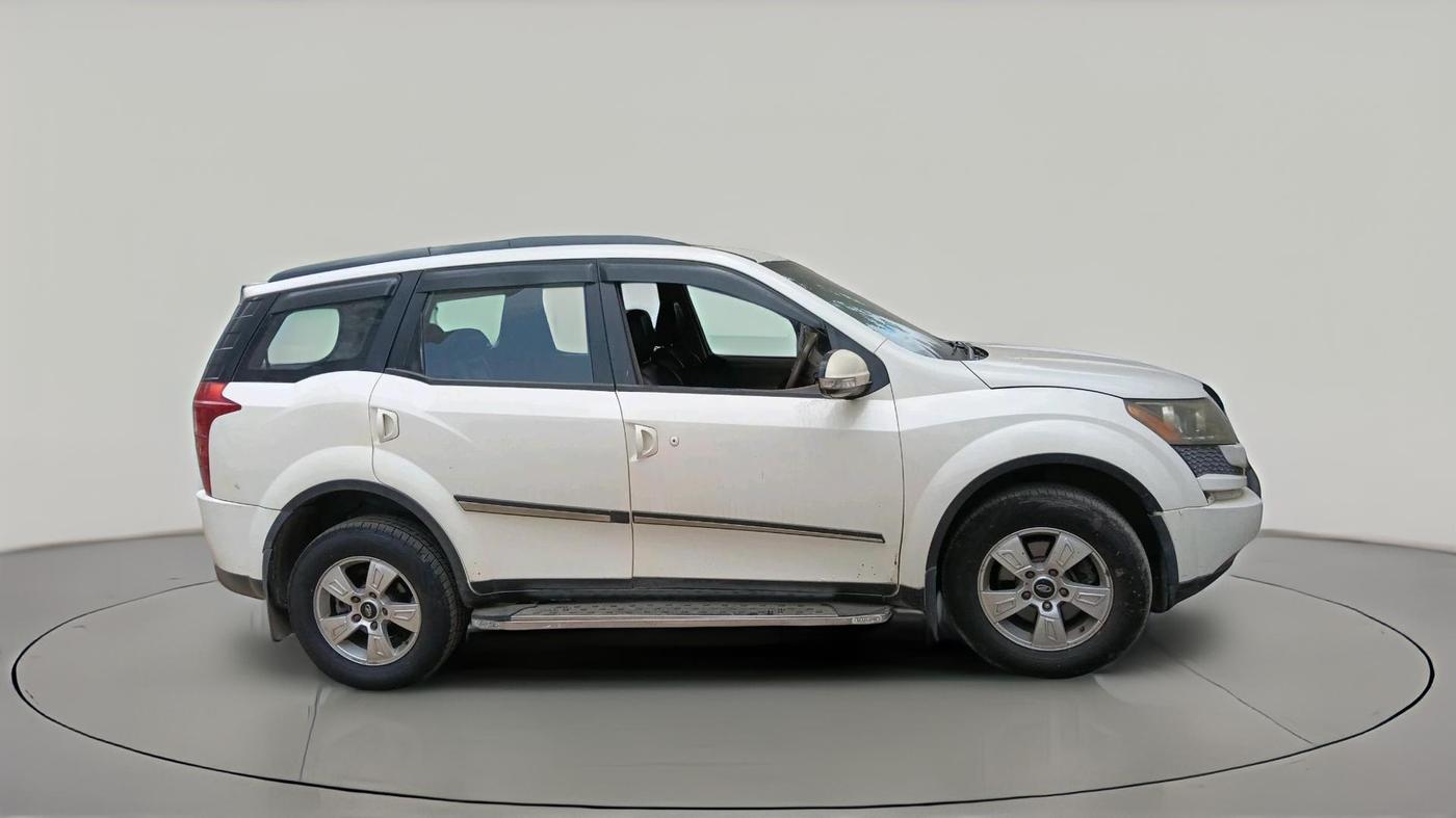 2014 Mahindra XUV500 W8, Diesel, Manual, 74,807 km, exterior