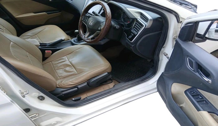 2019 Honda City 1.5L I-DTEC V, Diesel, Manual, 63,869 km, interior