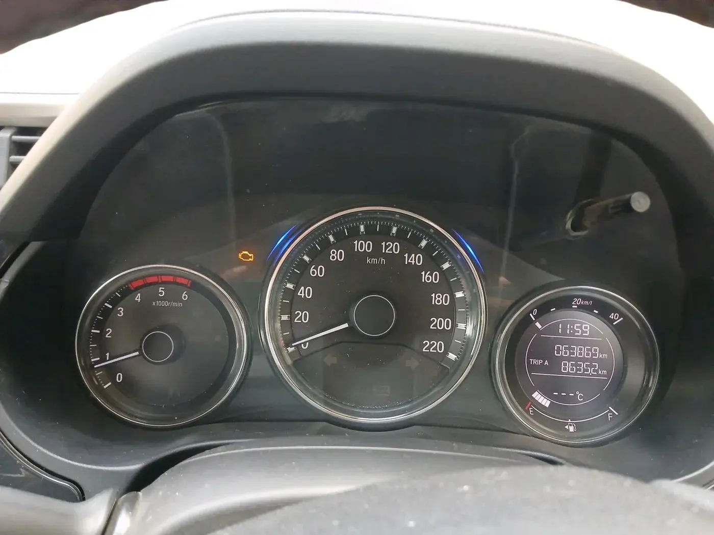 2019 Honda City 1.5L I-DTEC V, Diesel, Manual, 63,869 km, interior