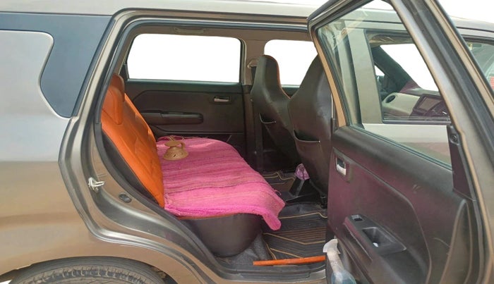 2022 Maruti New Wagon-R VXI CNG 1.0, CNG, Manual, 1,48,047 km, interior