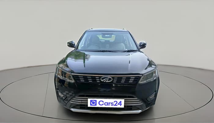2019 Mahindra XUV300 W8 (O) 1.2 PETROL, Petrol, Manual, 48,900 km, exterior