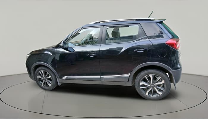 2019 Mahindra XUV300 W8 (O) 1.2 PETROL, Petrol, Manual, 48,900 km, exterior