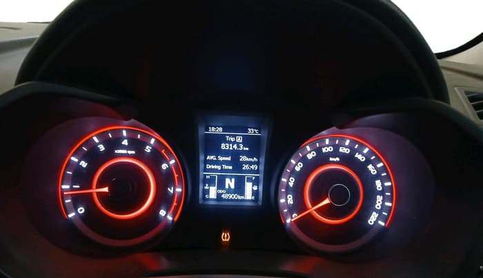 2019 Mahindra XUV300 W8 (O) 1.2 PETROL, Petrol, Manual, 48,900 km, interior